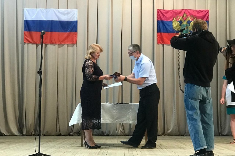 В Волчанске на Харьковщине сегодня выдавали первые российские паспорта
