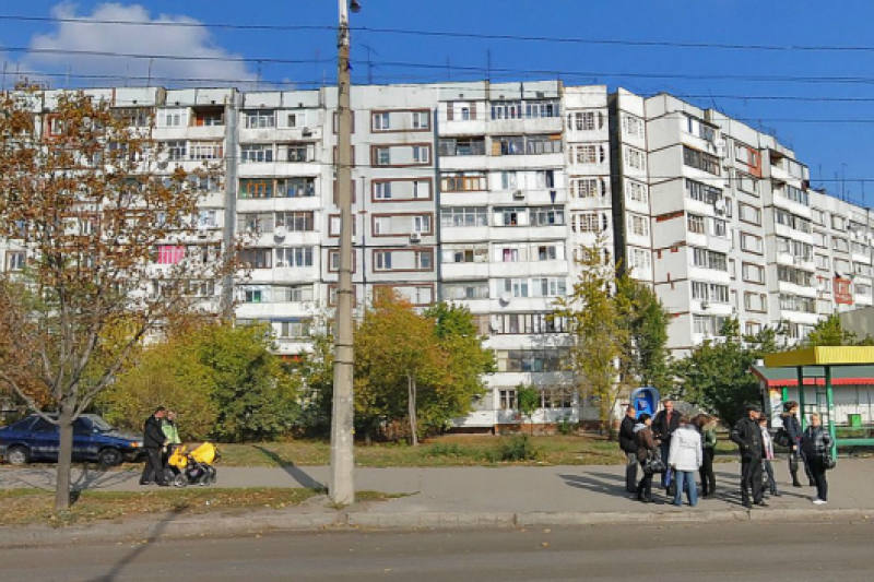 Запорожцы протестуют против наливайки под окнами: в Хортицком районе появился очередной МАФ