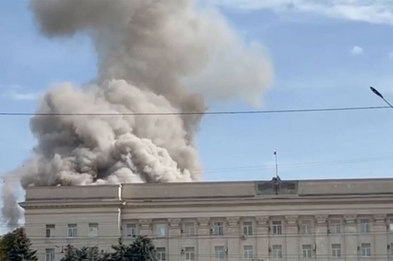 Украинские вояки обстреляли из HIMARSов здание горадминистрации в Херсоне