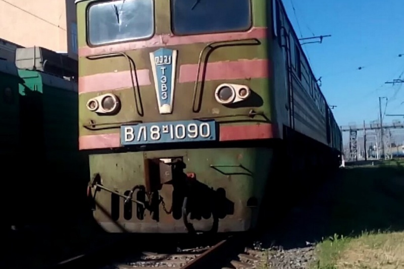 Железнодорожники Кривбасса начали “итальянскую забастовку” в поддержку горняков КЖРК