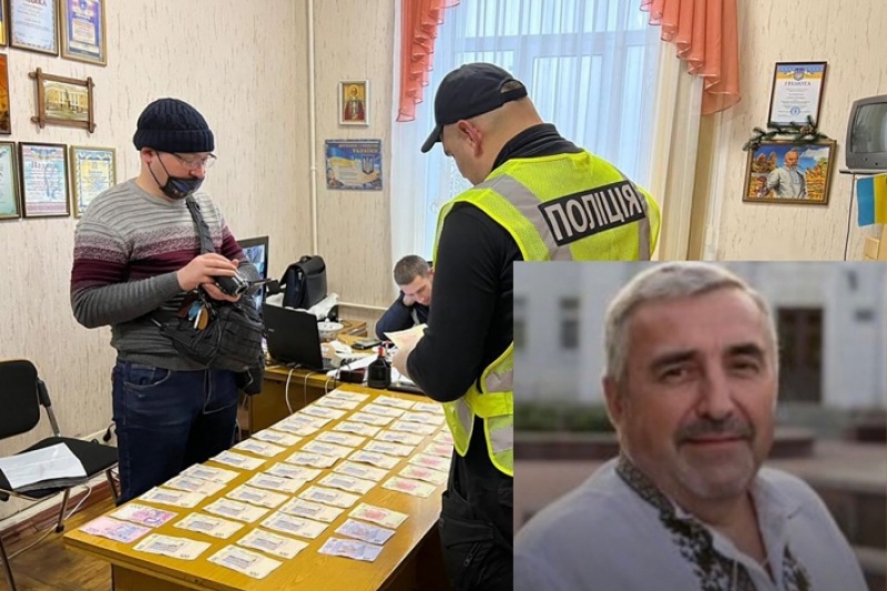 В Бердянске учителя выступили в защиту директора школы, пойманного на взятке