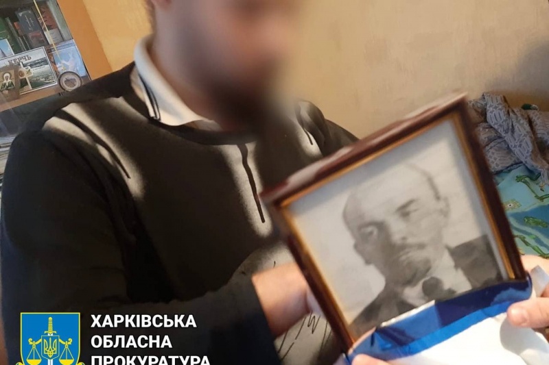 В Харькове арестовали мужчину, который потребовал в магазине обслужить его на русском языке