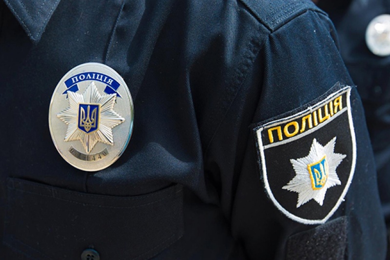 У Дніпропетровській області поліцейські «вибивали» зізнання та катували громадян