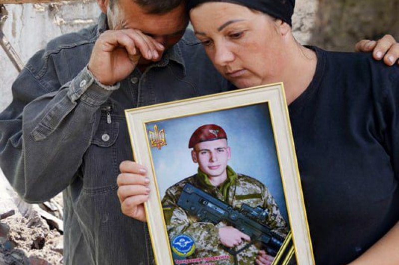 Мать погибшего срочника обвиняет командование ВСУ в убийстве сына