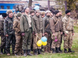 В Харькове насильно мобилизованным выдают форму с убитых