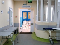 В Харькове «Кракен» заминировал 1-ю детскую больницу и загнал туда детей и медиков!