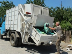 Рост коммуналки: в Запорожье увеличили тариф на вывоз мусора